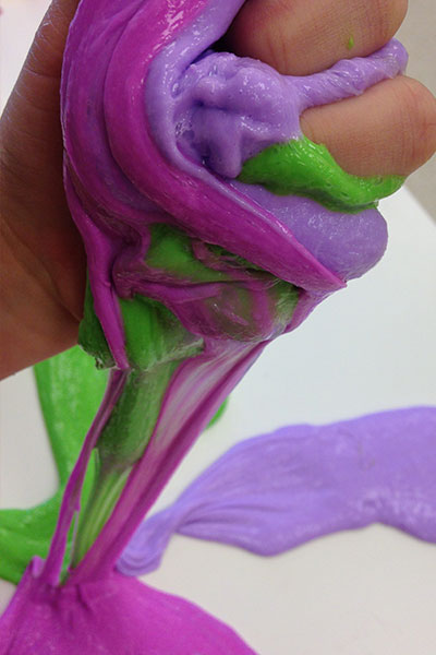 Kidcreate Studio - Chicago Lakeview has slime themed birthday parties! 